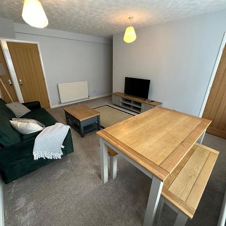 Cosy, 2 Bedroom Cottage In Guisborough Town Centre Exterior foto